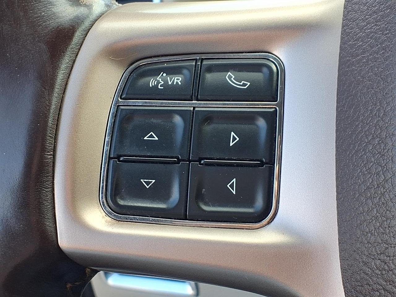 RAM 1500 4WD Crew Cab 149" Laramie Longhorn Edition 2013