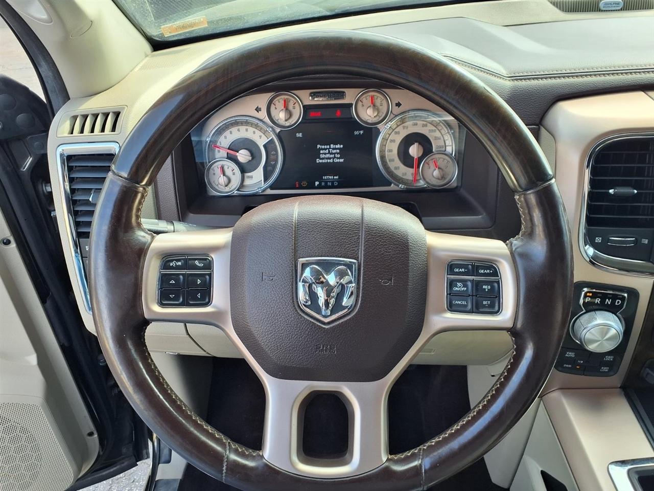 RAM 1500 4WD Crew Cab 149" Laramie Longhorn Edition 2013