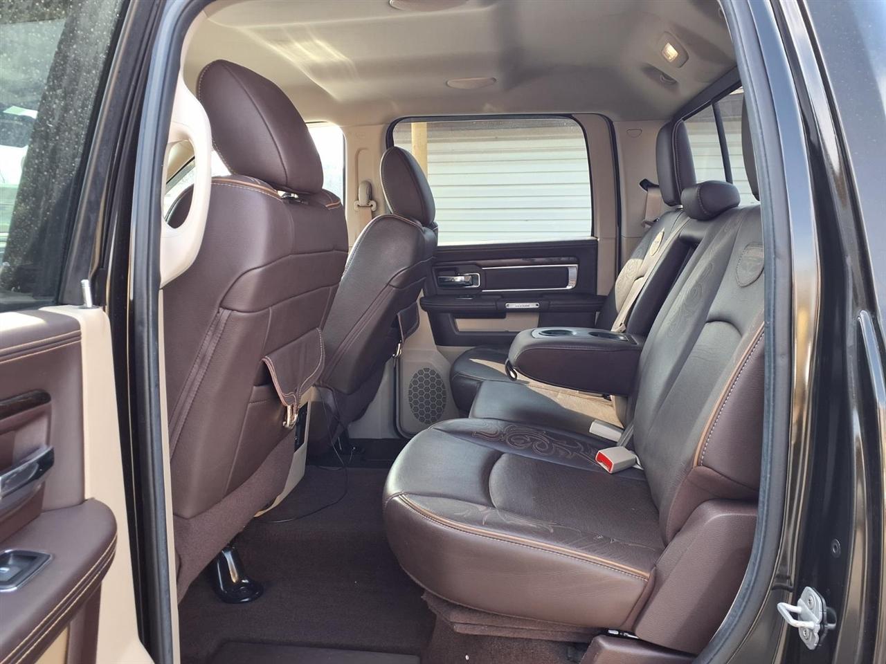 RAM 1500 4WD Crew Cab 149" Laramie Longhorn Edition 2013