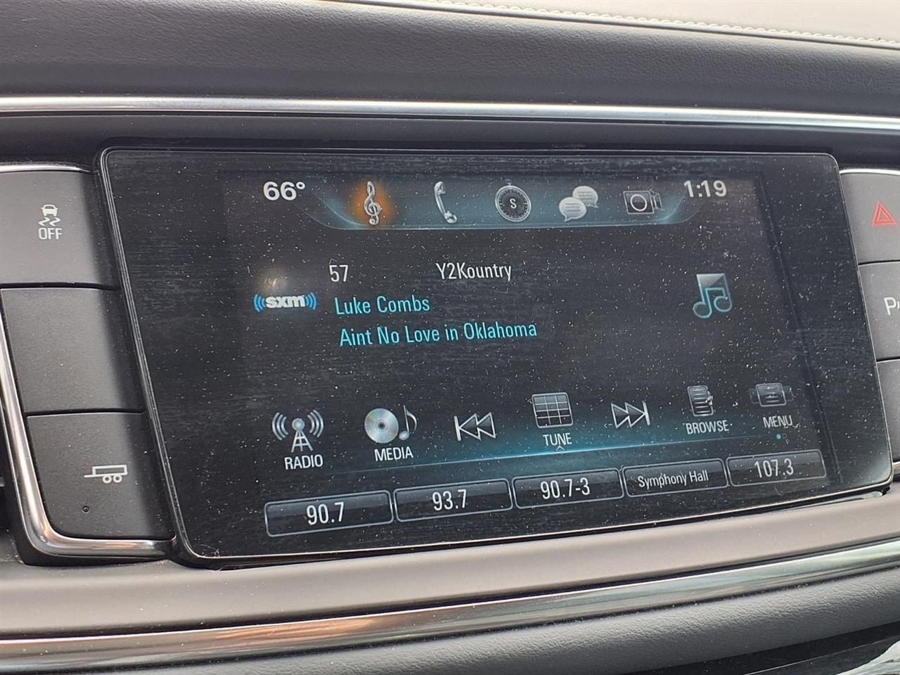 Buick Enclave FWD 4dr Premium 2018