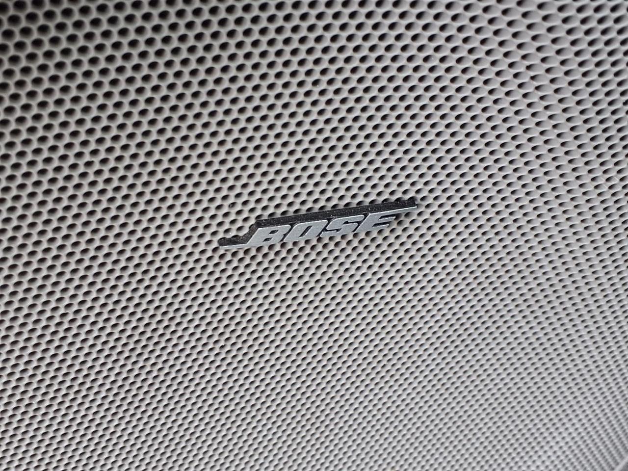 Buick Enclave FWD 4dr Leather 2012