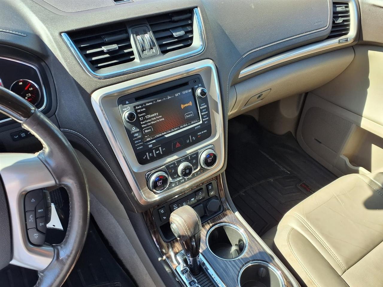 GMC Acadia AWD 4dr Denali 2015