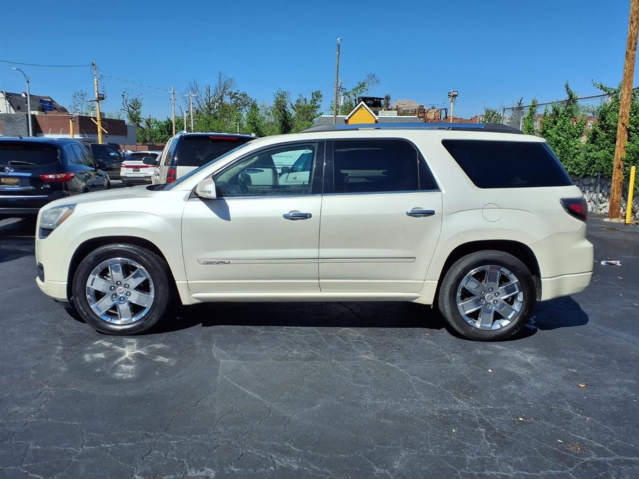 GMC Acadia AWD 4dr Denali 2015