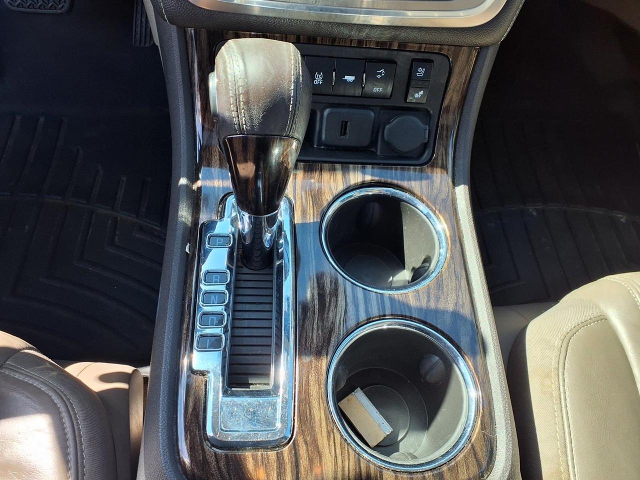 GMC Acadia AWD 4dr Denali 2015