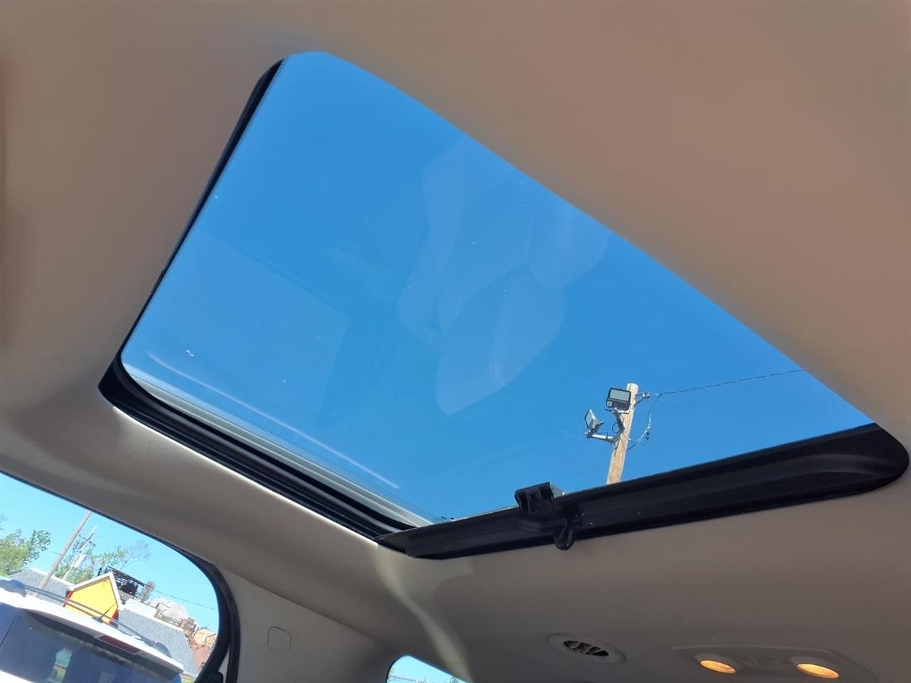 GMC Acadia AWD 4dr Denali 2015