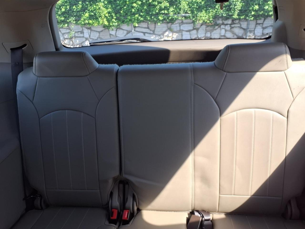 GMC Acadia AWD 4dr Denali 2015