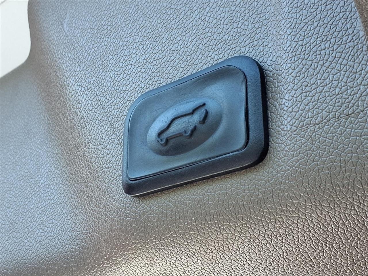 GMC Acadia AWD 4dr Denali 2015