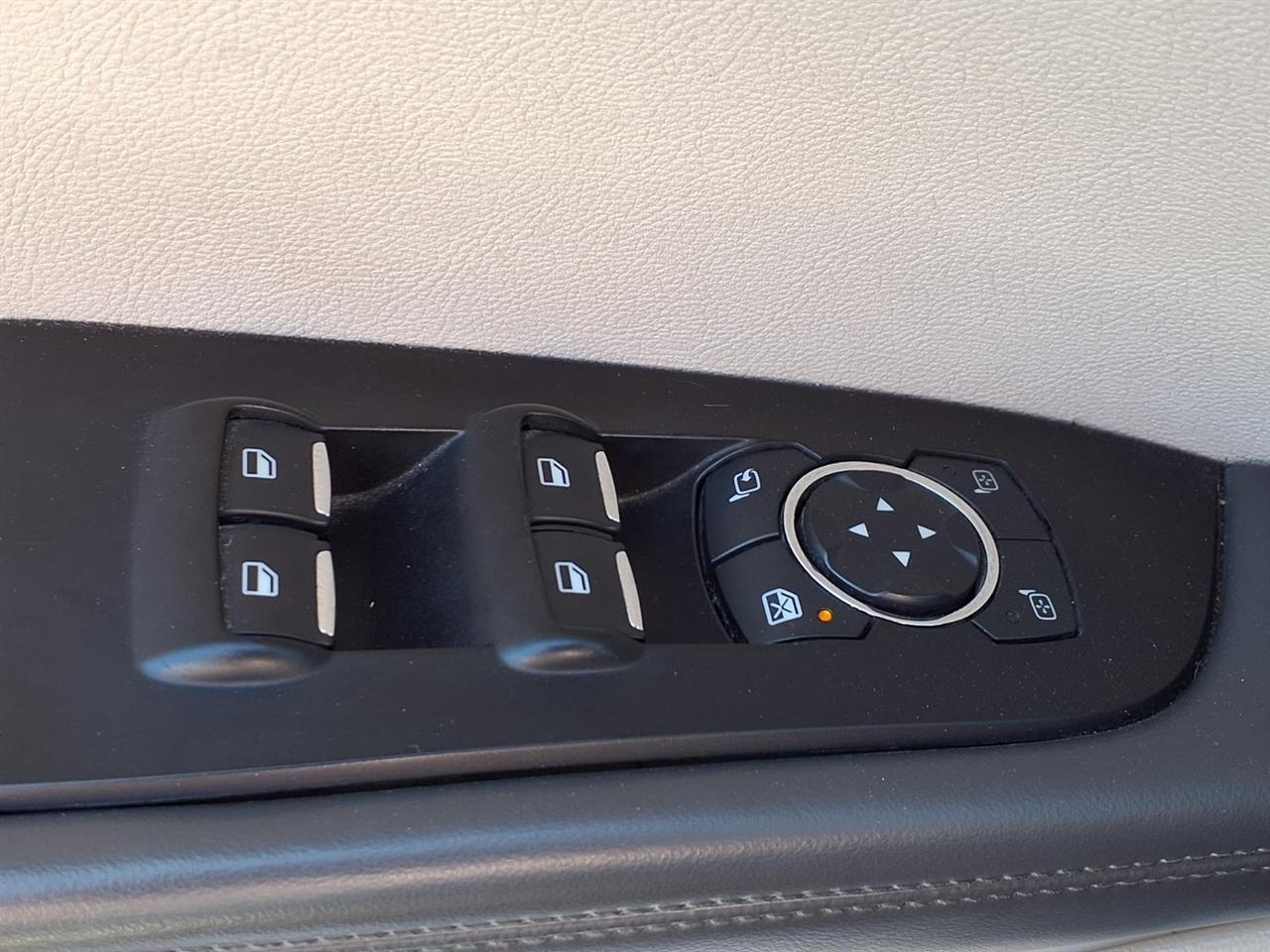 Lincoln MKX AWD 4dr Reserve 2016