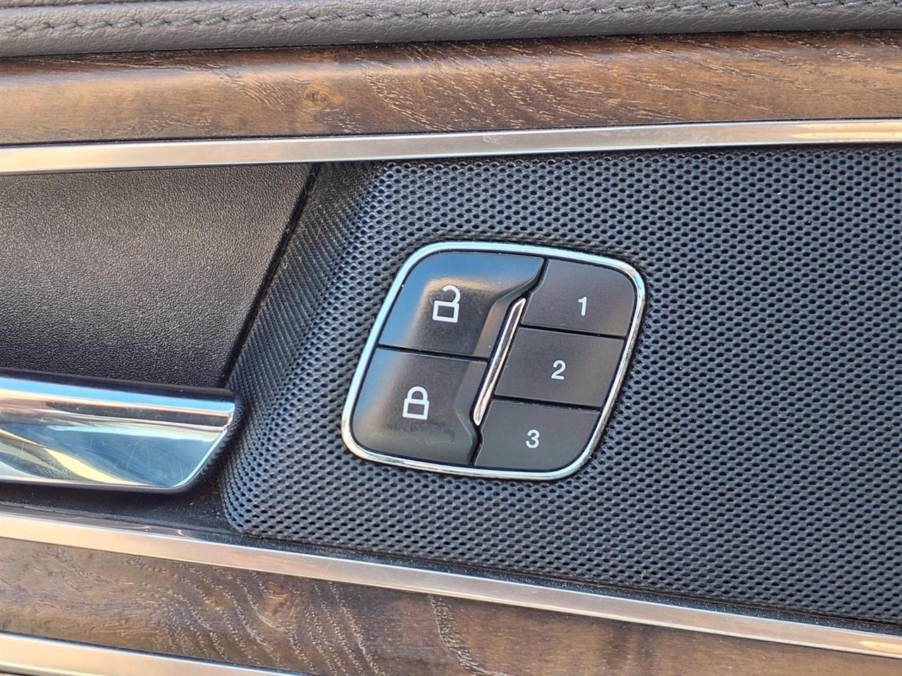 Lincoln MKX AWD 4dr Reserve 2016