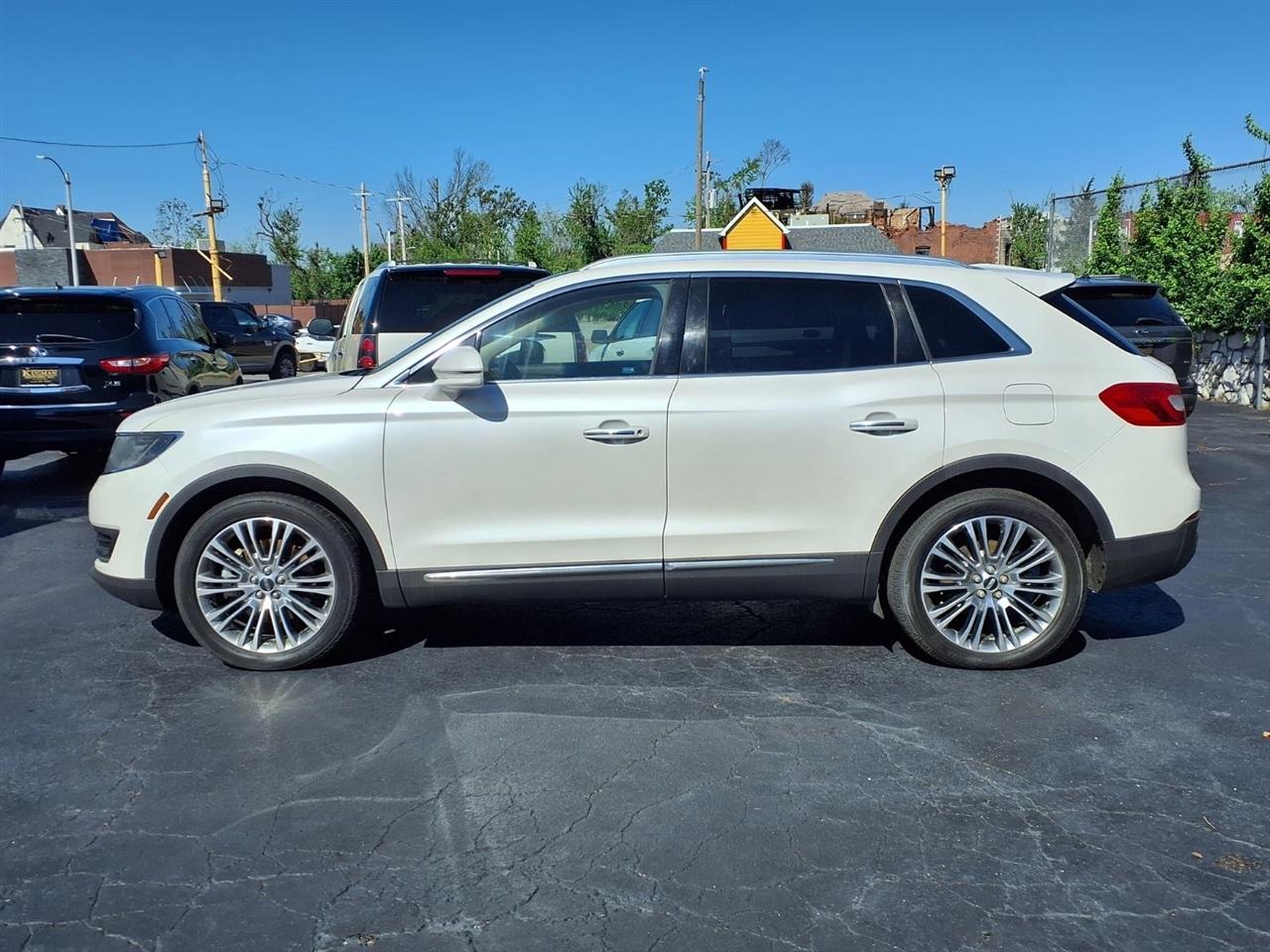Lincoln MKX AWD 4dr Reserve 2016