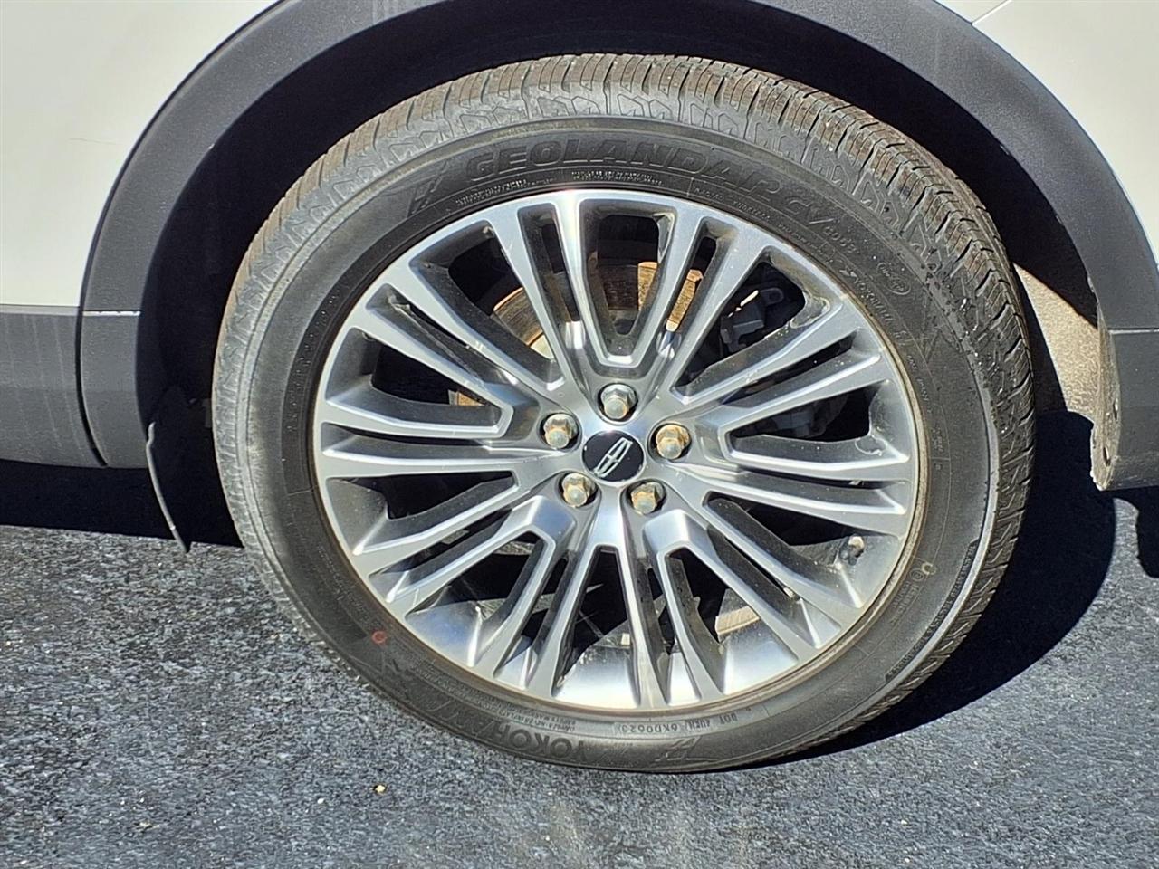 Lincoln MKX AWD 4dr Reserve 2016