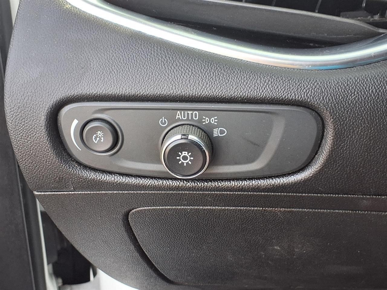 Chevrolet Malibu 4dr Sdn LT 2020