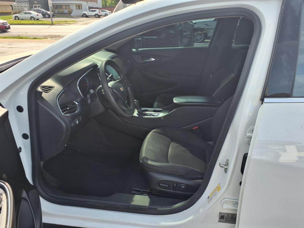 Chevrolet Malibu 4dr Sdn LT 2020