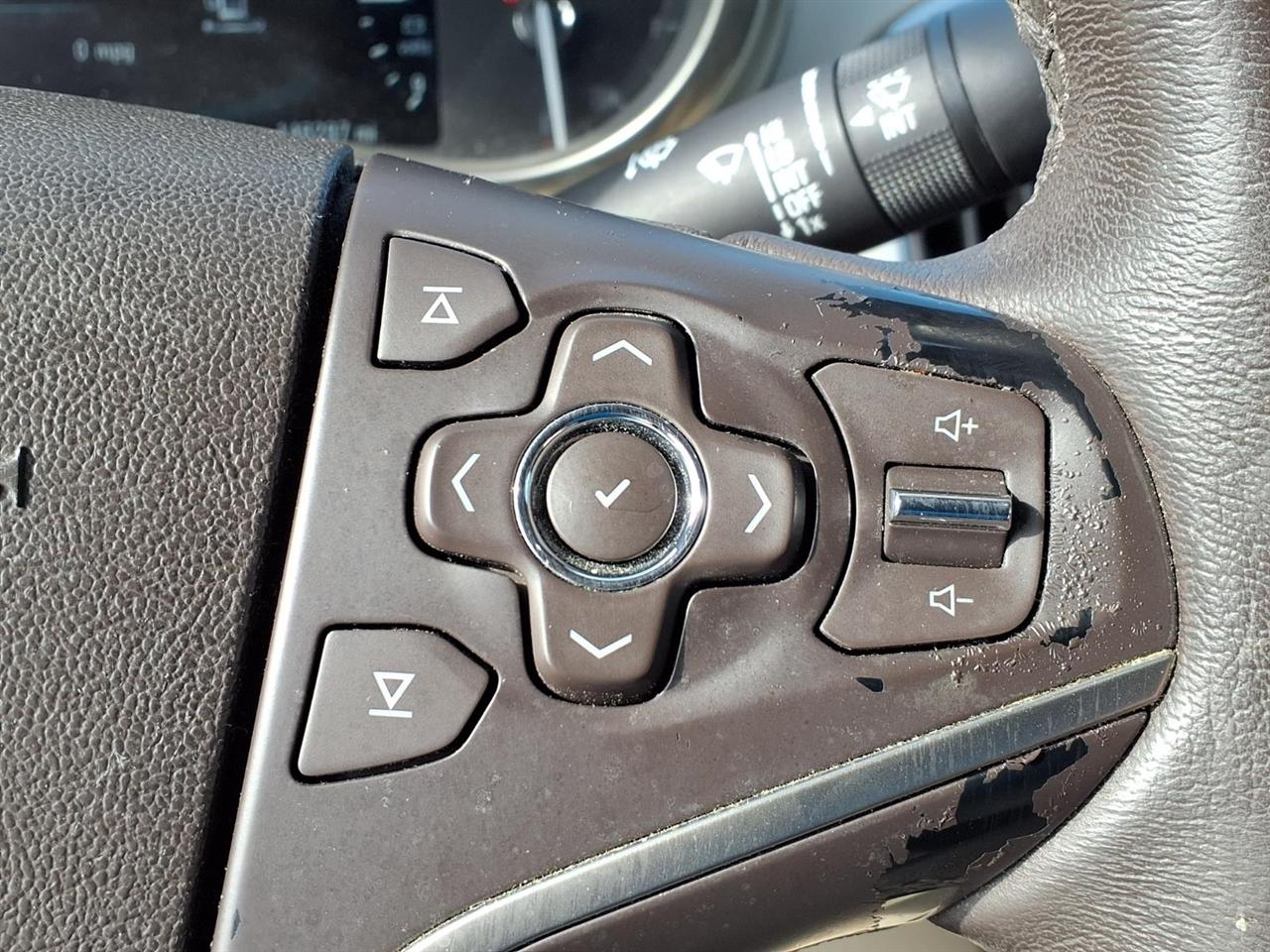 Buick LaCrosse 4dr Sdn Leather FWD 2015