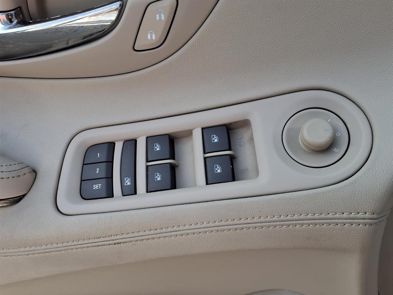 Buick LaCrosse 4dr Sdn Leather FWD 2015