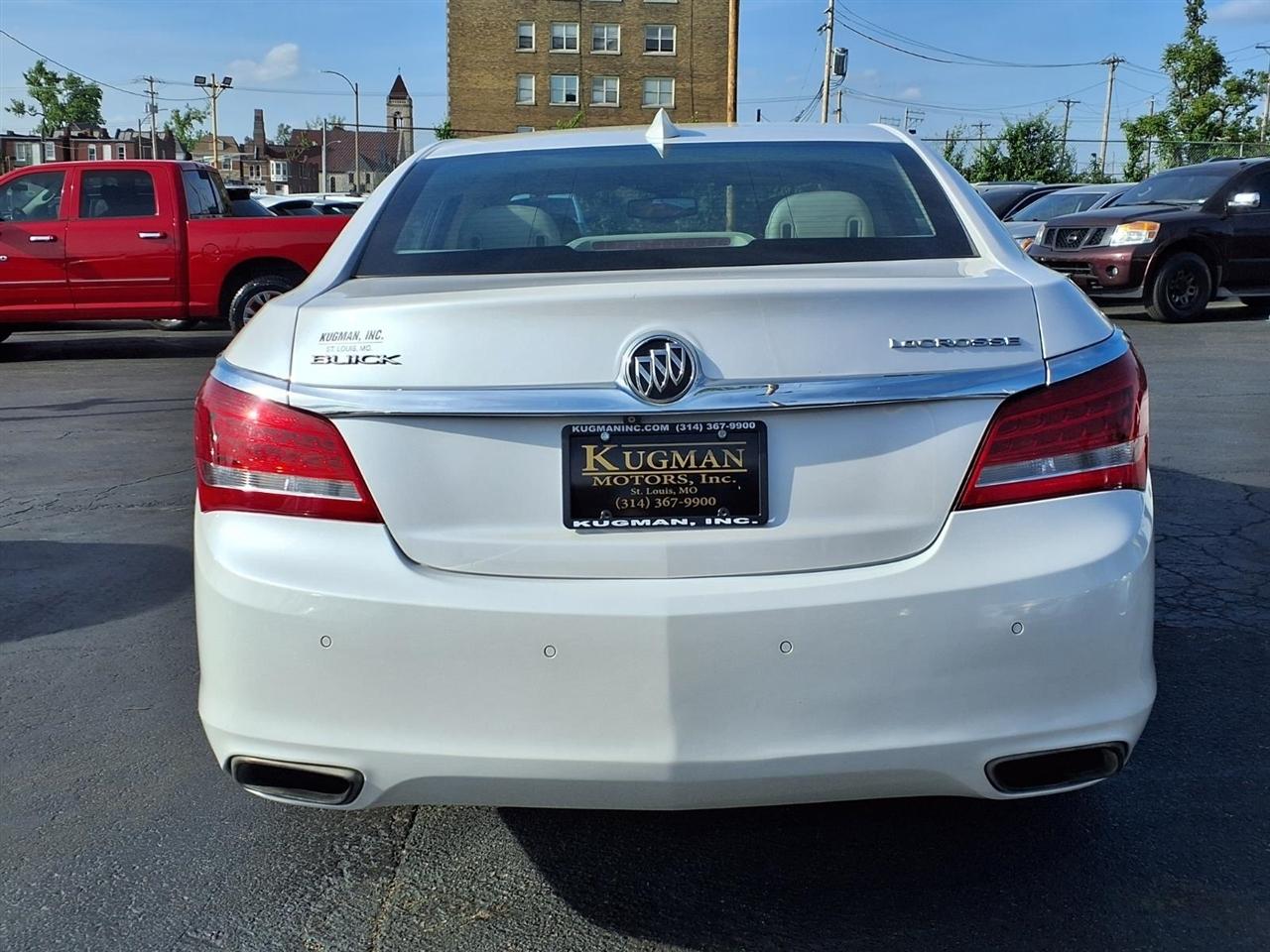 Buick LaCrosse 4dr Sdn Leather FWD 2015