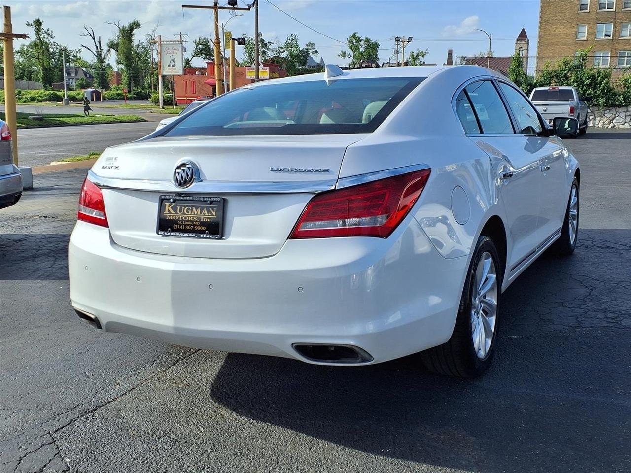 Buick LaCrosse 4dr Sdn Leather FWD 2015