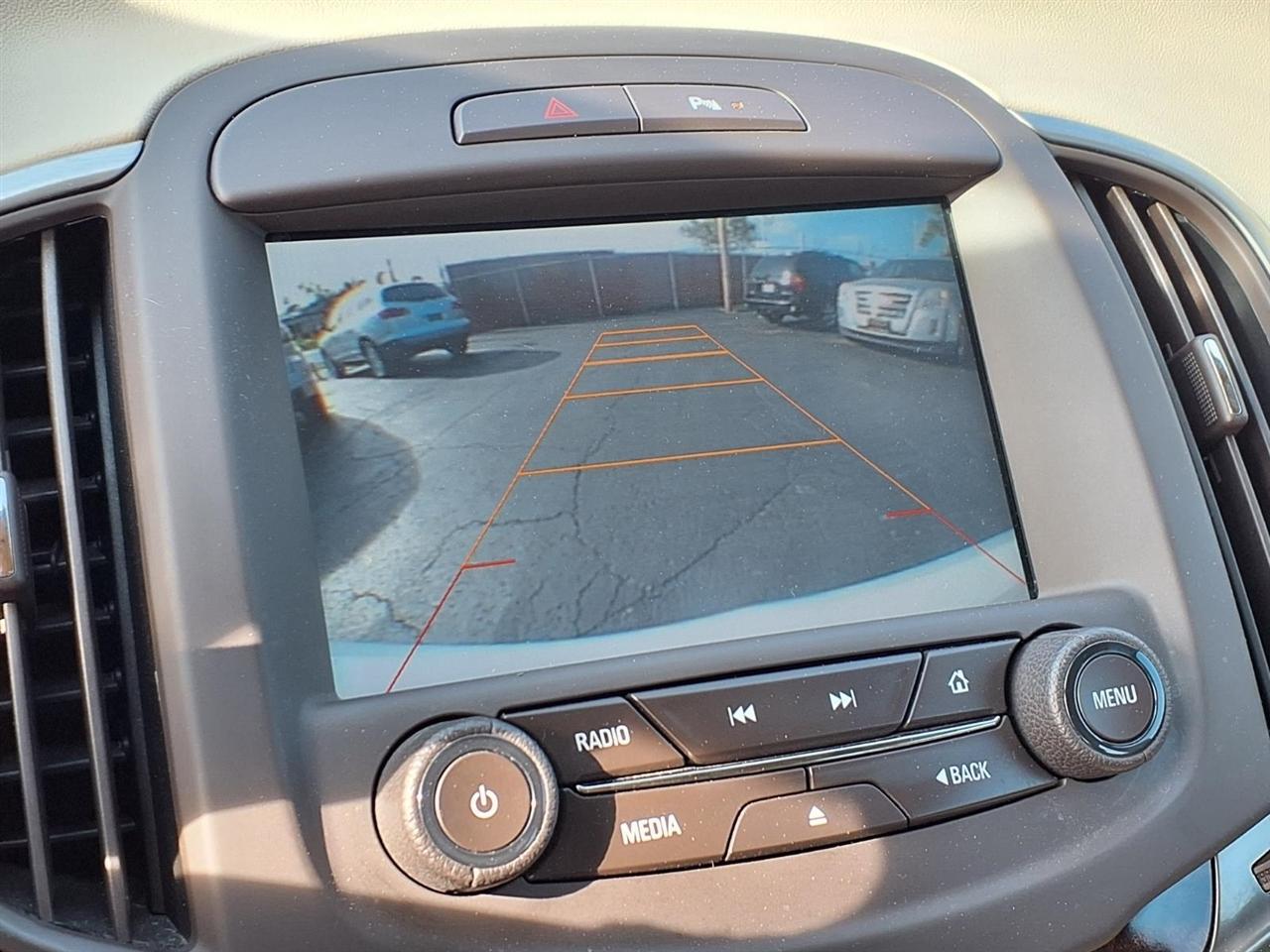 Buick LaCrosse 4dr Sdn Leather FWD 2015