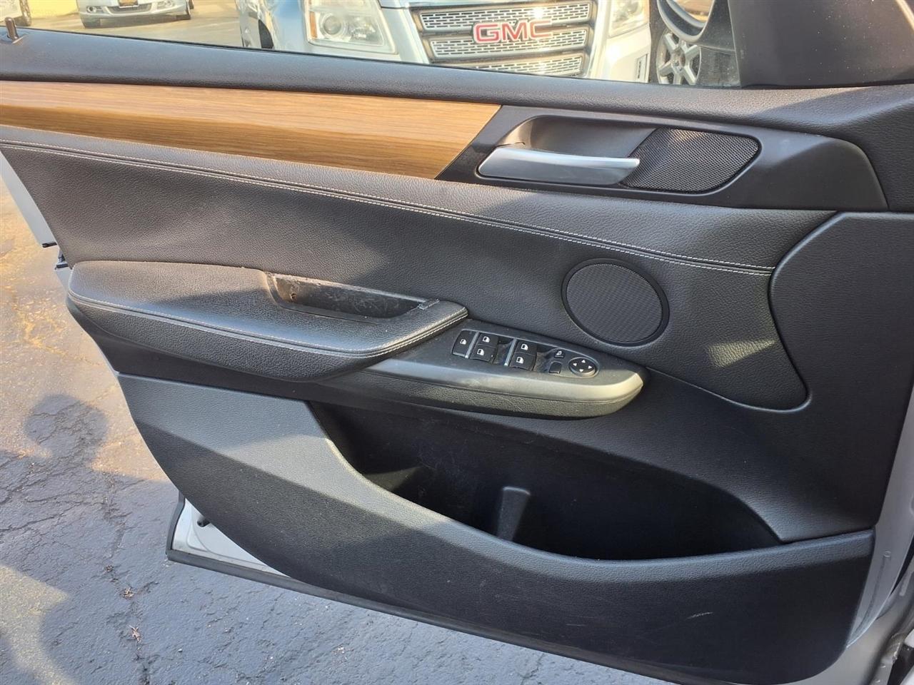 BMW X3 AWD 4dr 28i 2011