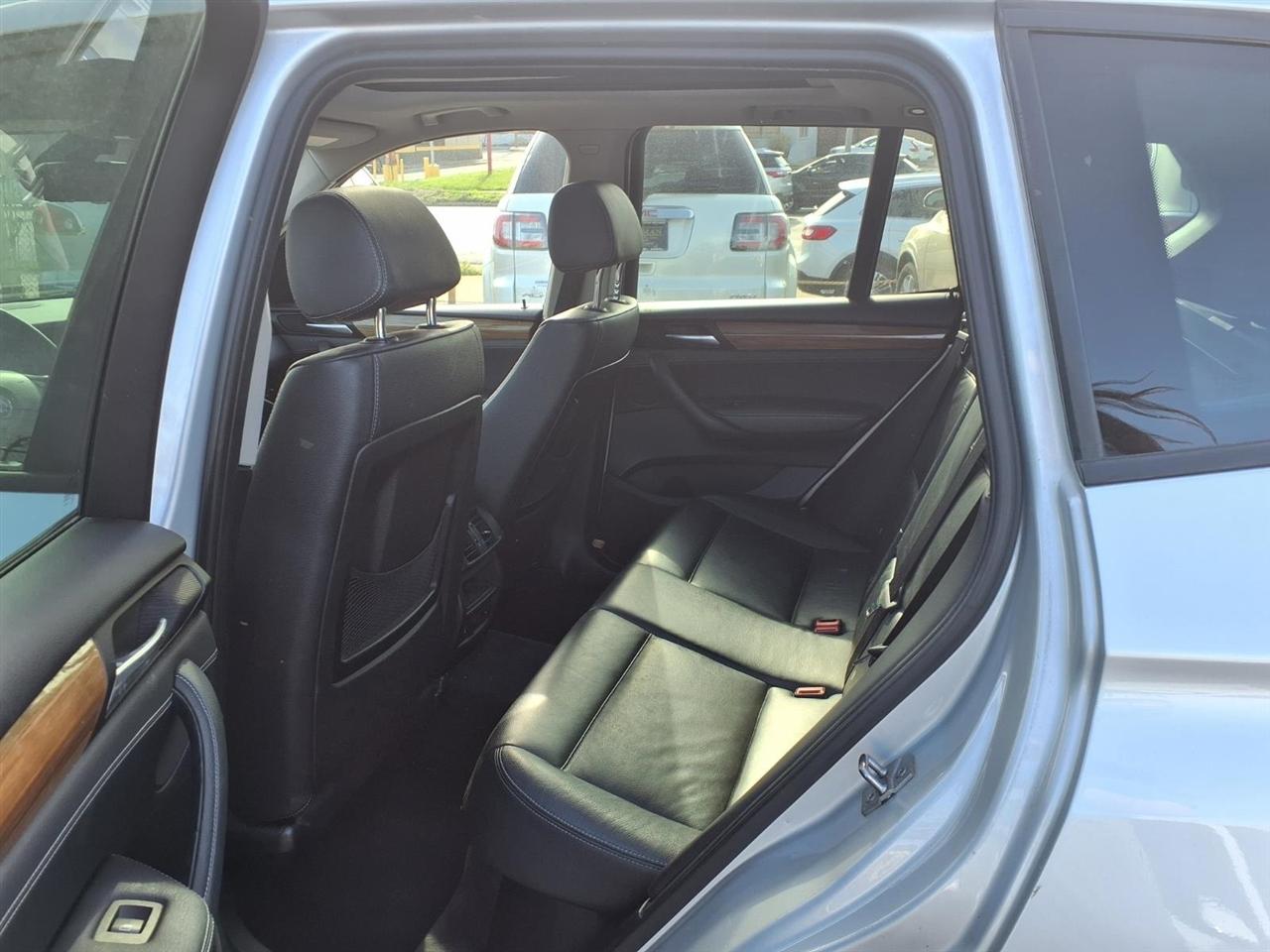 BMW X3 AWD 4dr 28i 2011