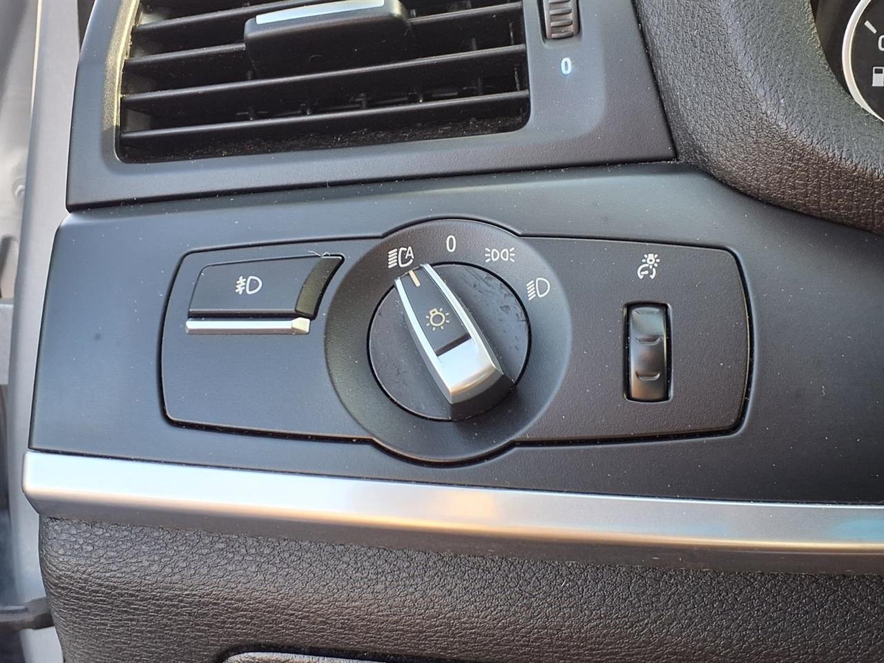 BMW X3 AWD 4dr 28i 2011