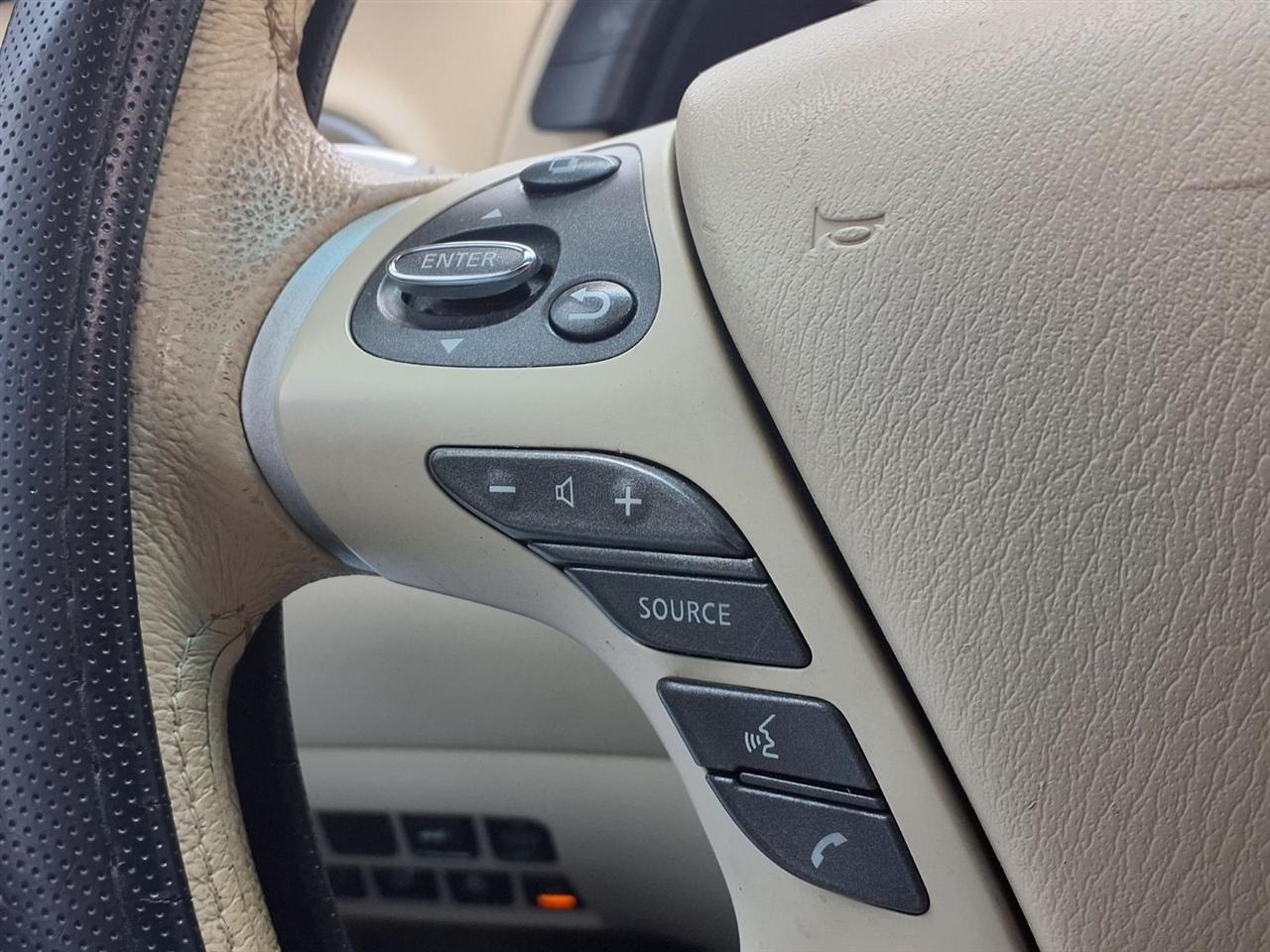 Infiniti JX35 AWD 4dr 2013