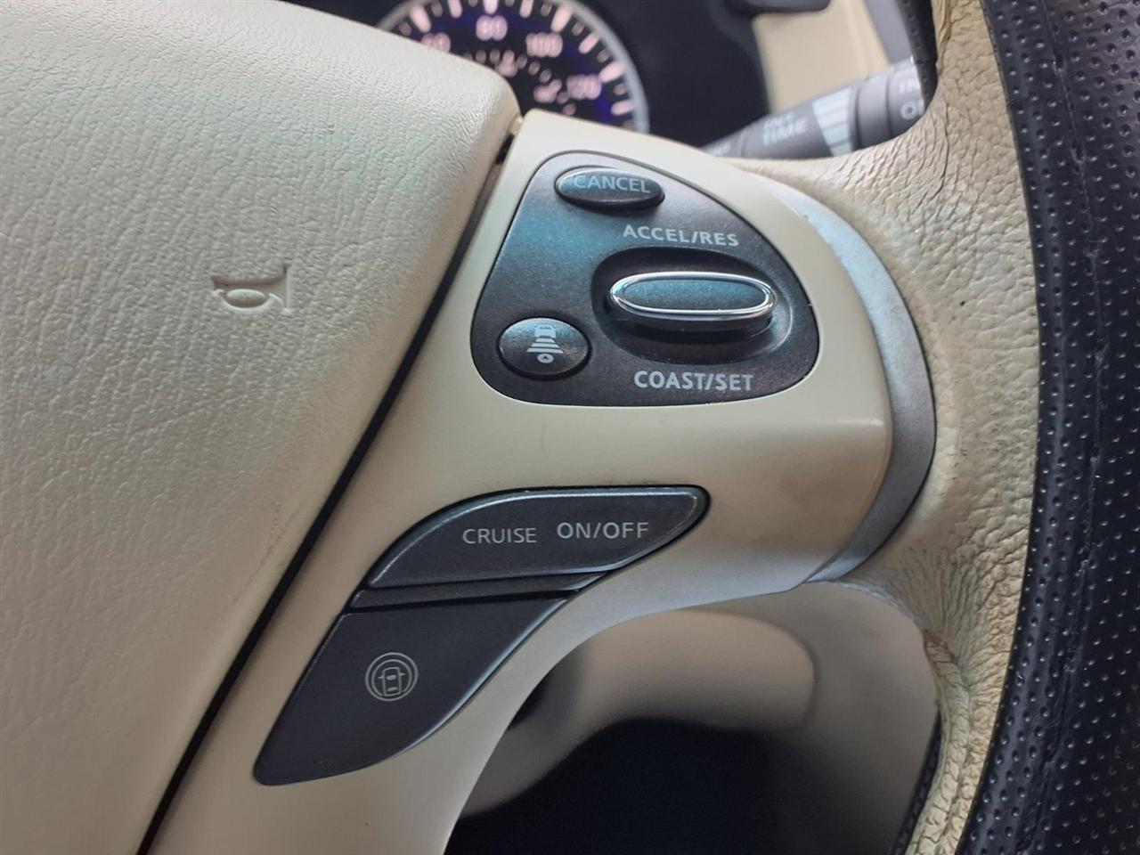 Infiniti JX35 AWD 4dr 2013