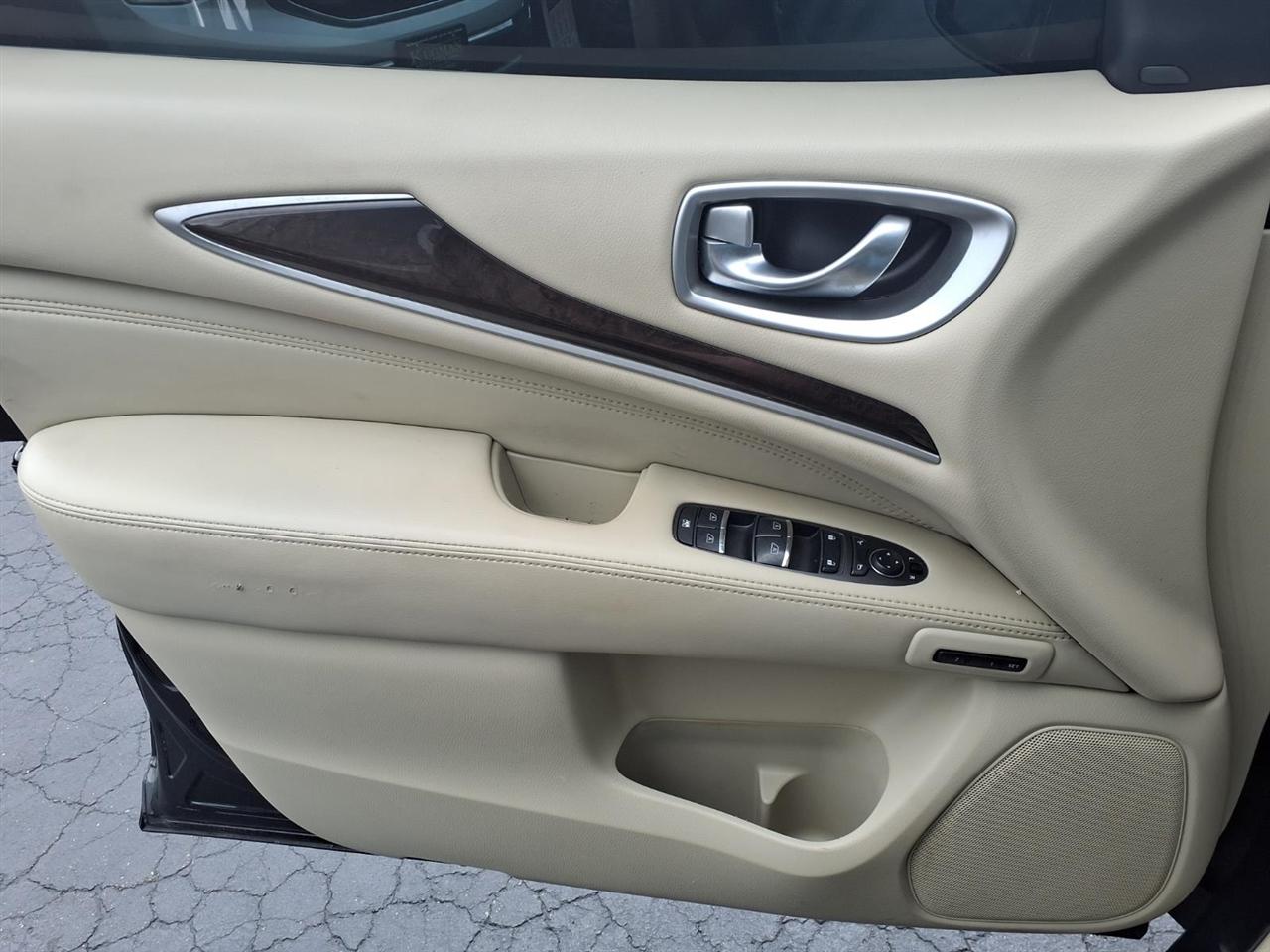 Infiniti JX35 AWD 4dr 2013