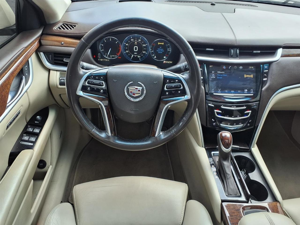 Cadillac XTS 4dr Sdn Premium FWD 2013