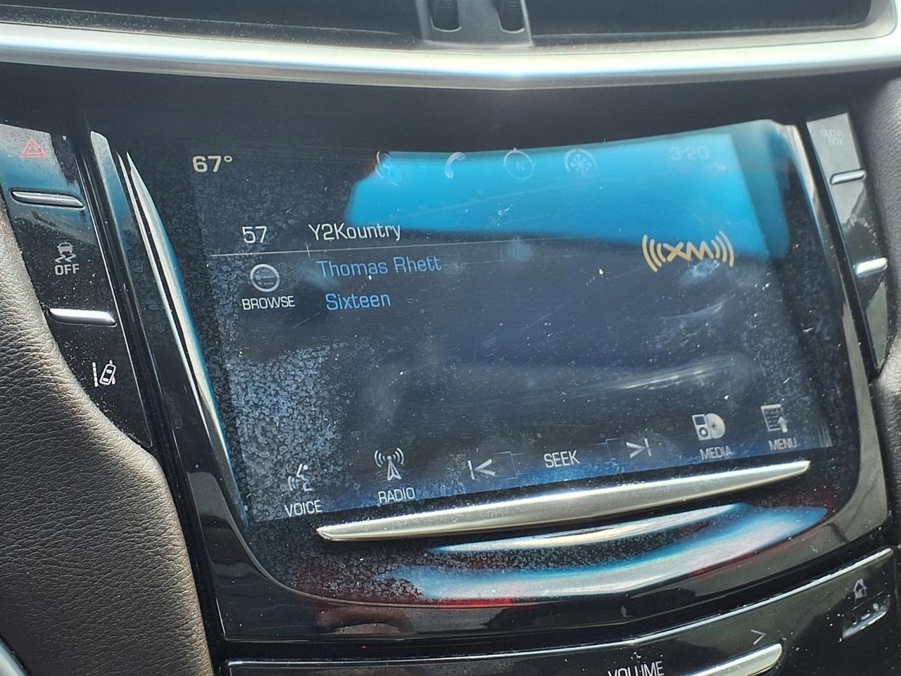 Cadillac XTS 4dr Sdn Premium FWD 2013
