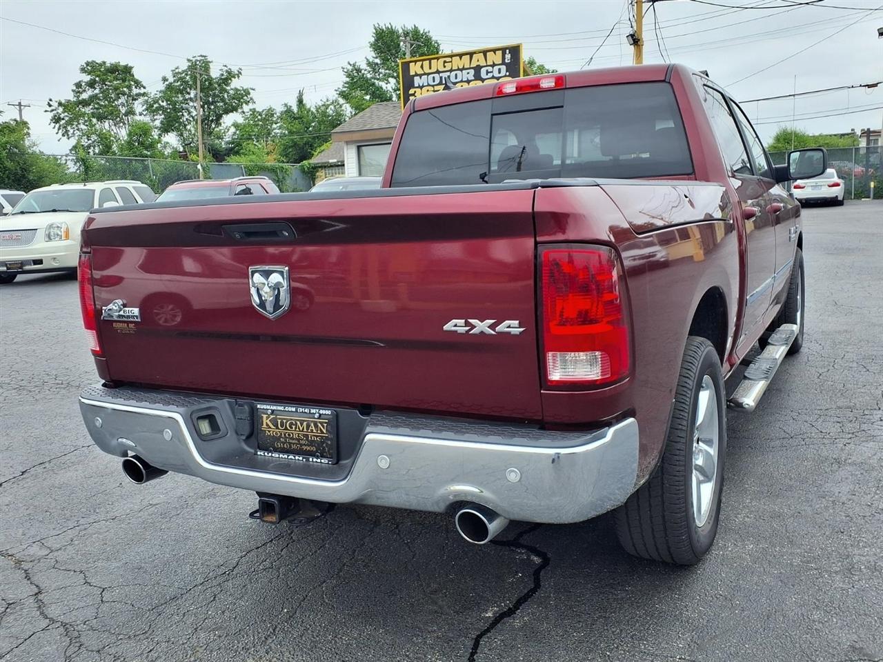 RAM 1500 SLT Crew Cab SWB 4WD 2016