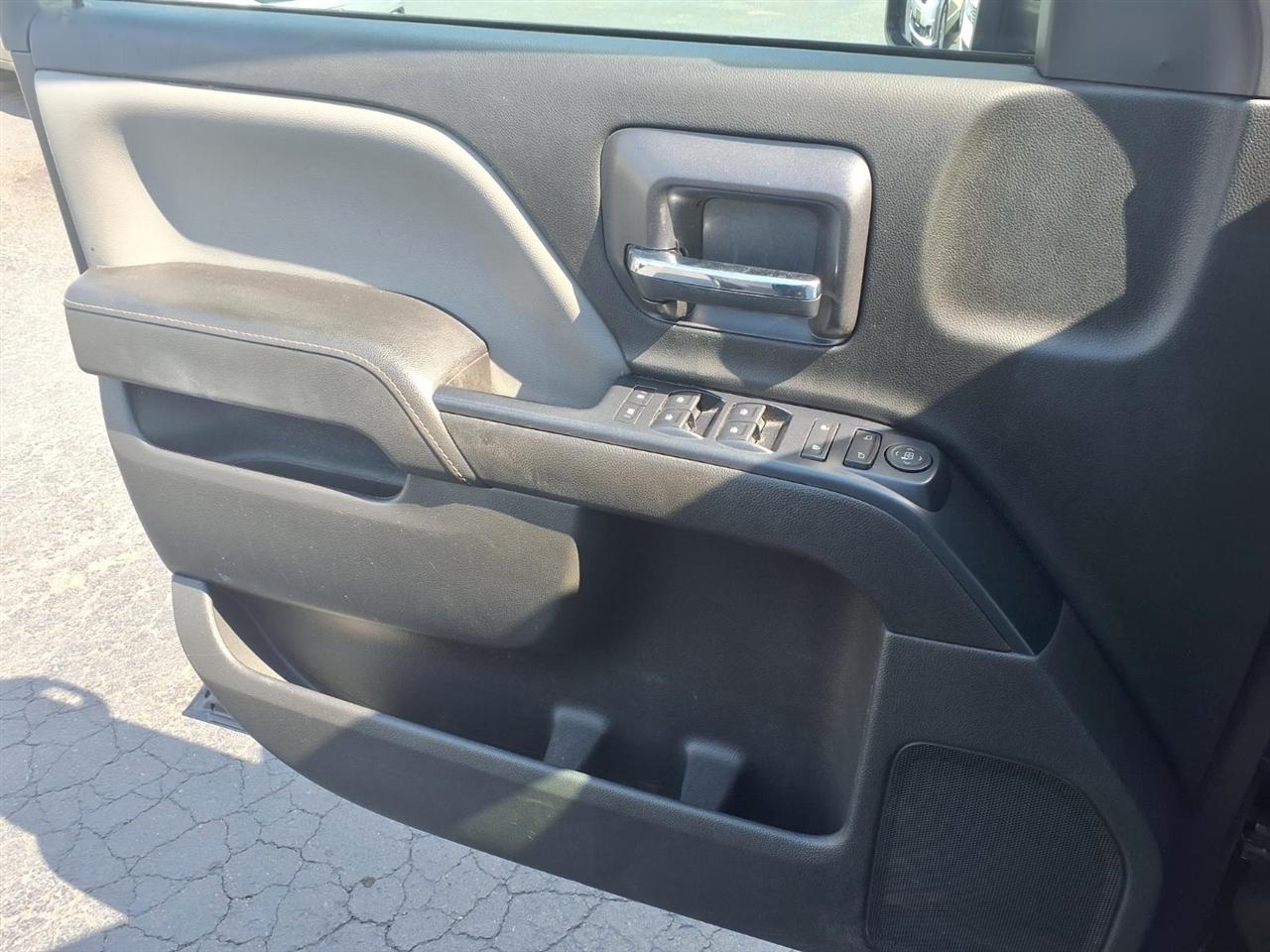 Chevrolet Silverado 1500 Work Truck Crew Cab 4WD 2015