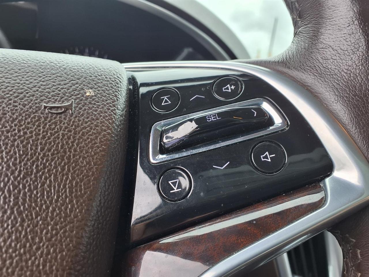 Cadillac SRX Luxury Collection FWD 2016