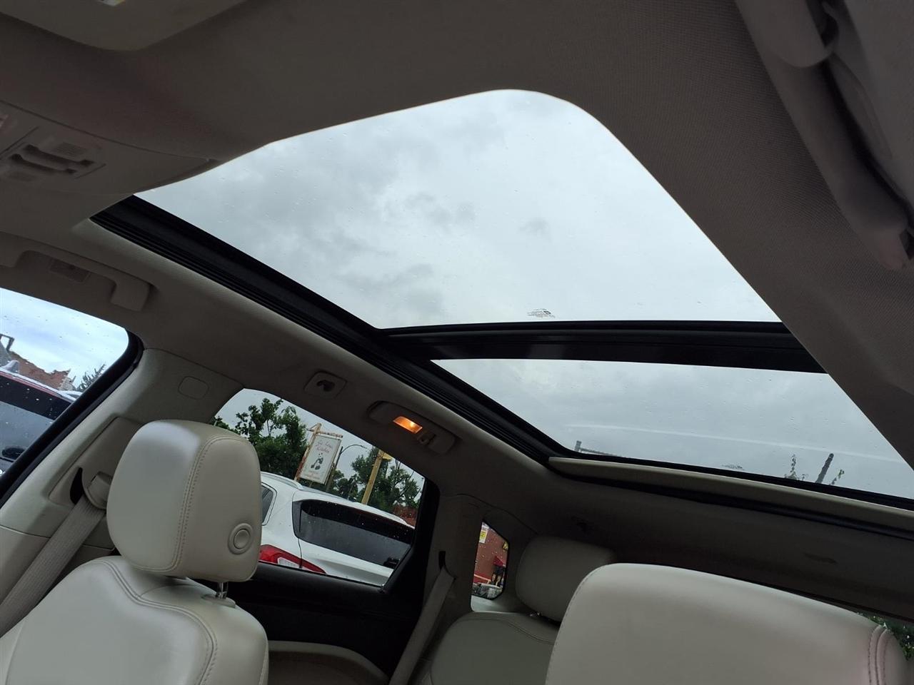 Cadillac SRX Luxury Collection FWD 2016