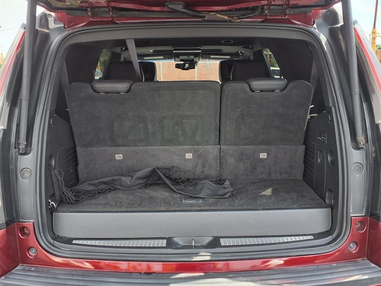 Cadillac Escalade Platinum 4WD 2016