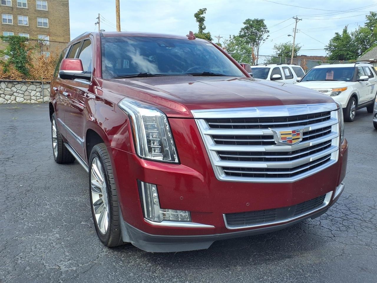 Cadillac Escalade Platinum 4WD 2016