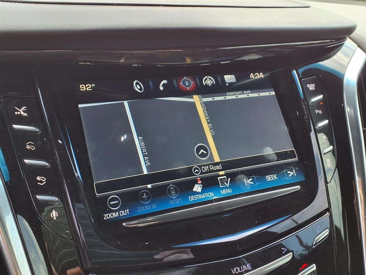 Cadillac Escalade Platinum 4WD 2016