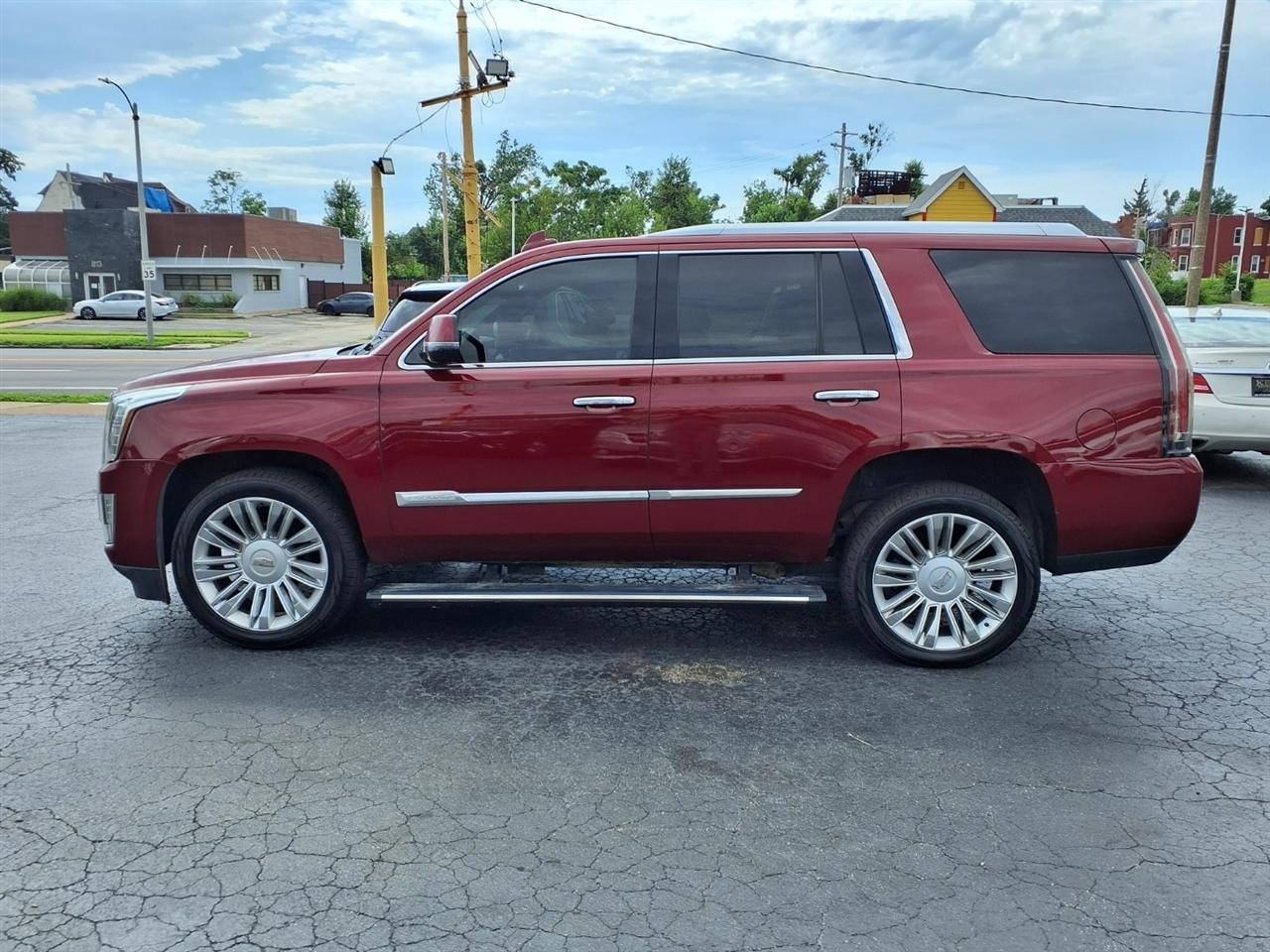 Cadillac Escalade Platinum 4WD 2016