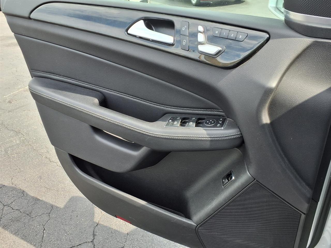 Mercedes-Benz GLE-Class GLE400 4MATIC 2019