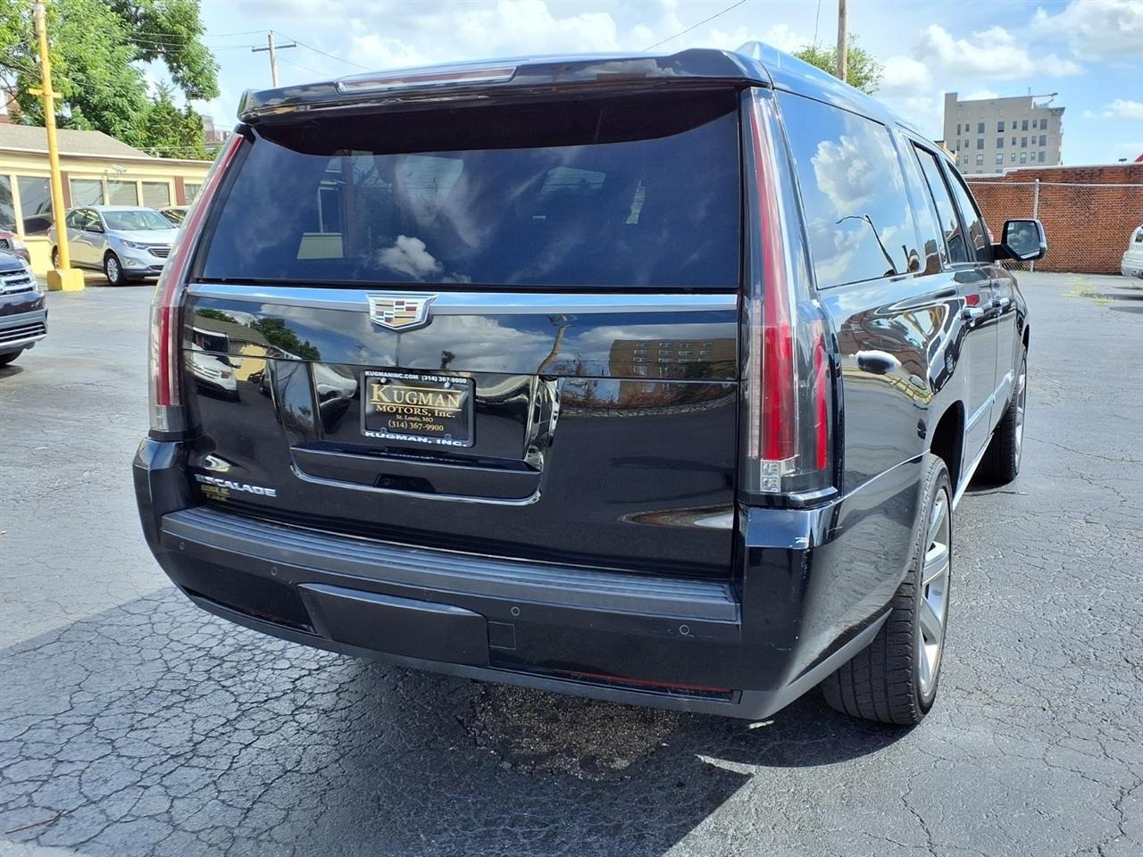 Cadillac Escalade ESV Premium 4WD 2015
