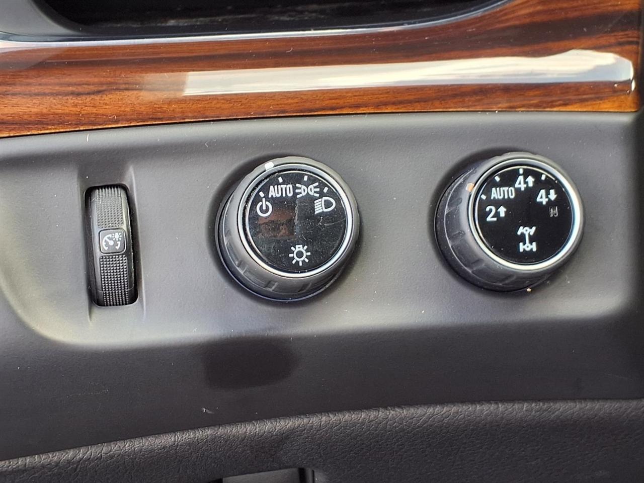 Cadillac Escalade ESV Premium 4WD 2015