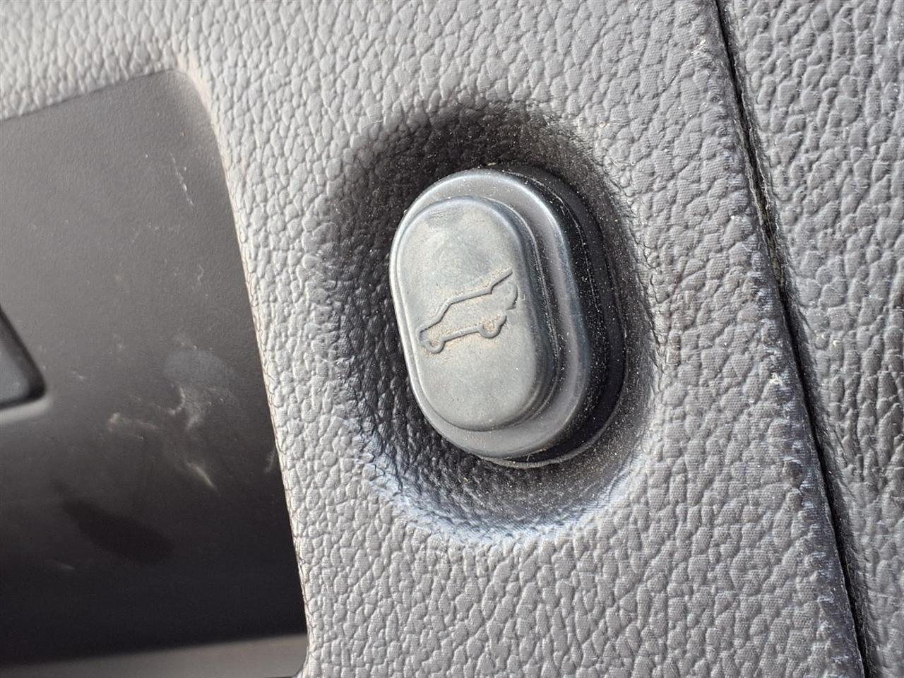 Cadillac Escalade ESV Premium 4WD 2015