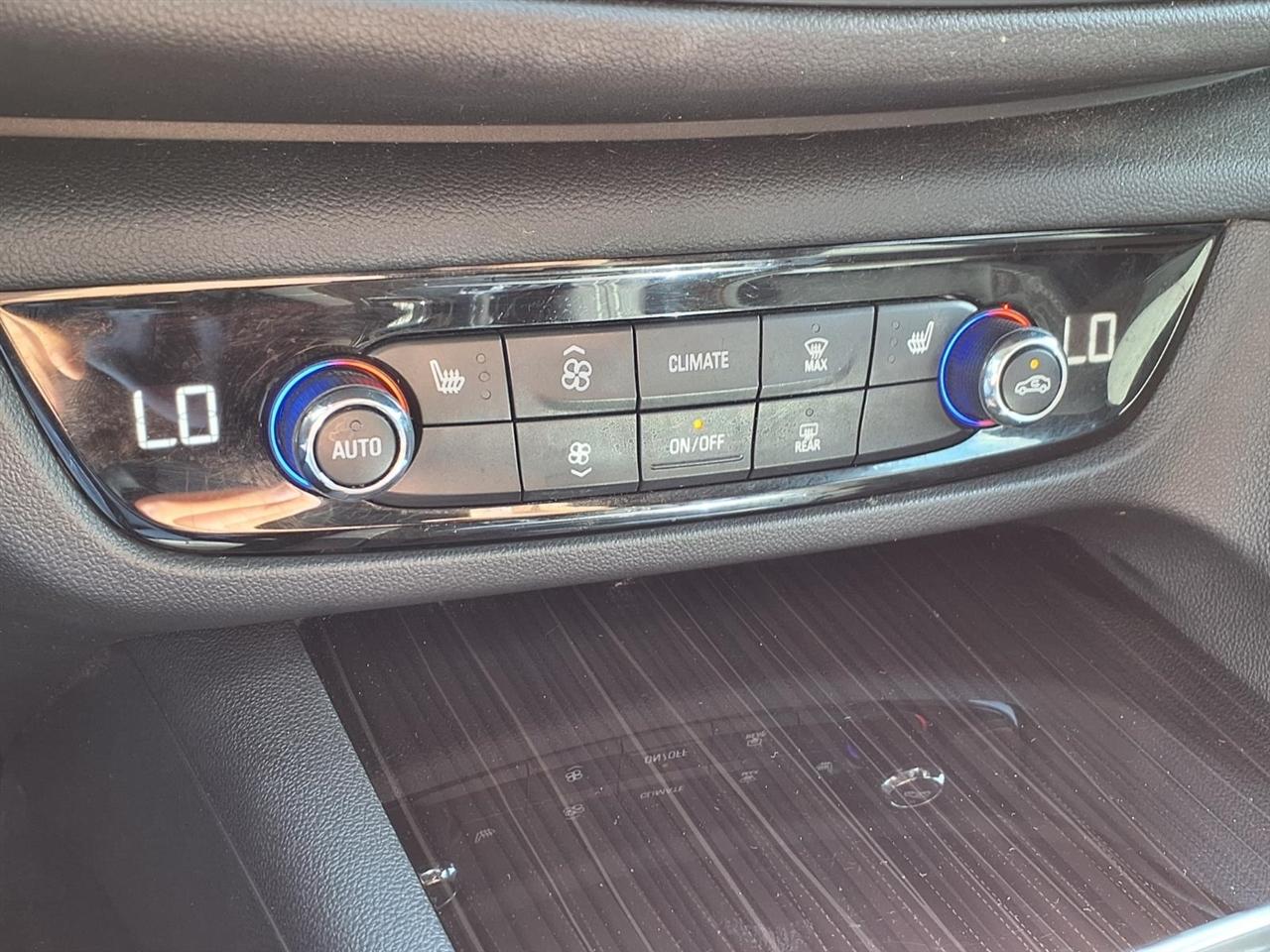 Buick Regal Essence 2020
