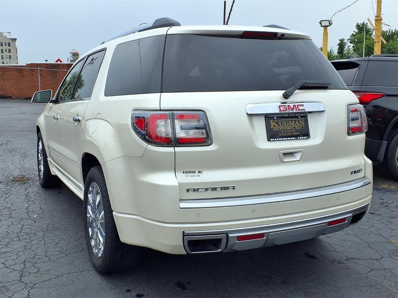 GMC Acadia Denali AWD 2014