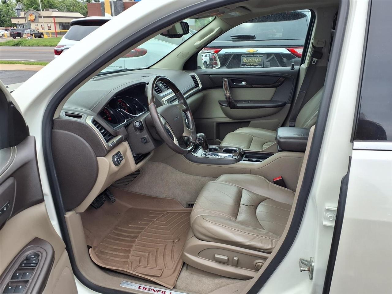 GMC Acadia Denali AWD 2014