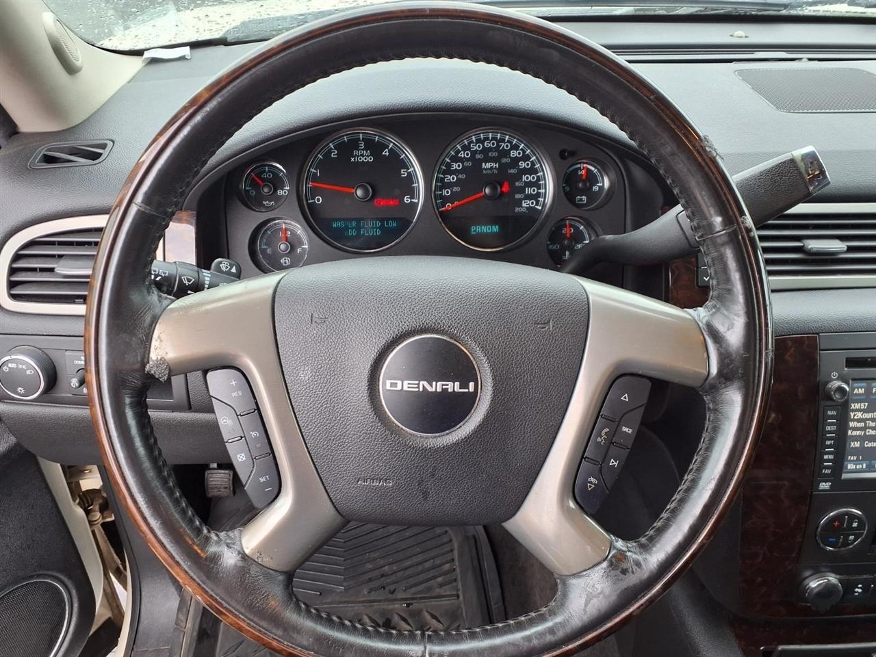 GMC Yukon Denali 4WD 2014