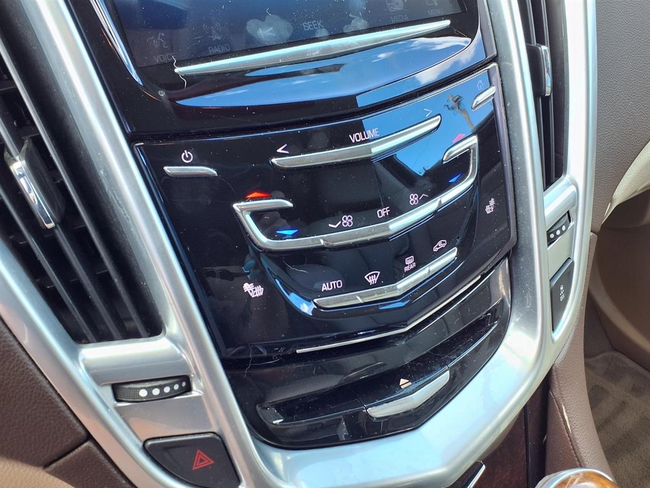 Cadillac SRX Luxury Collection 2013