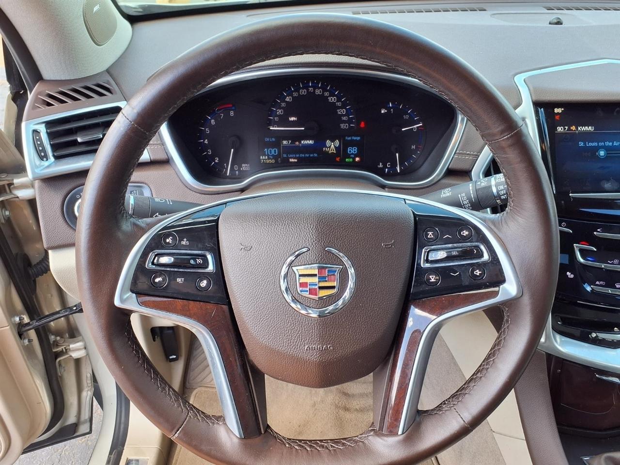 Cadillac SRX Luxury Collection 2013