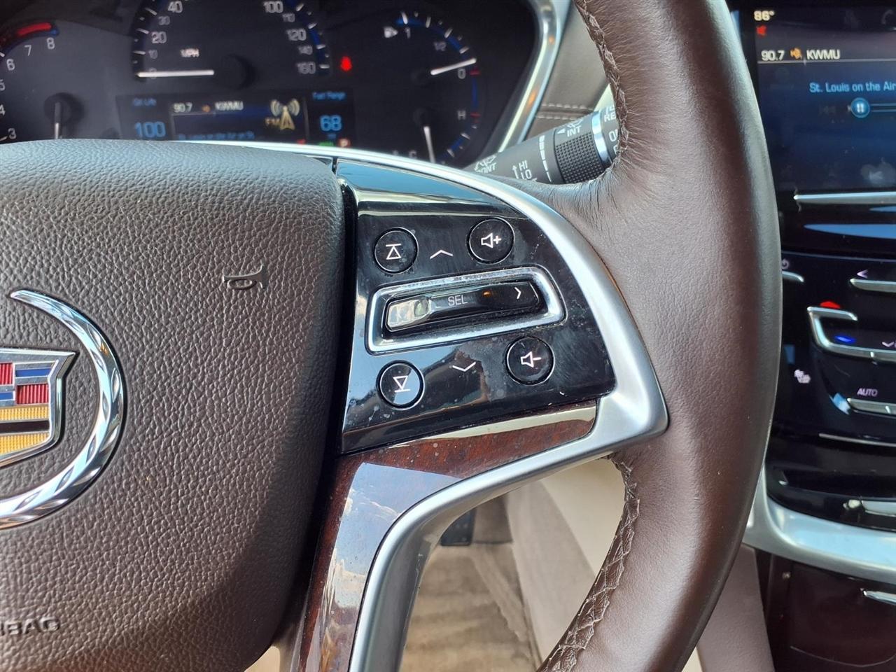 Cadillac SRX Luxury Collection 2013