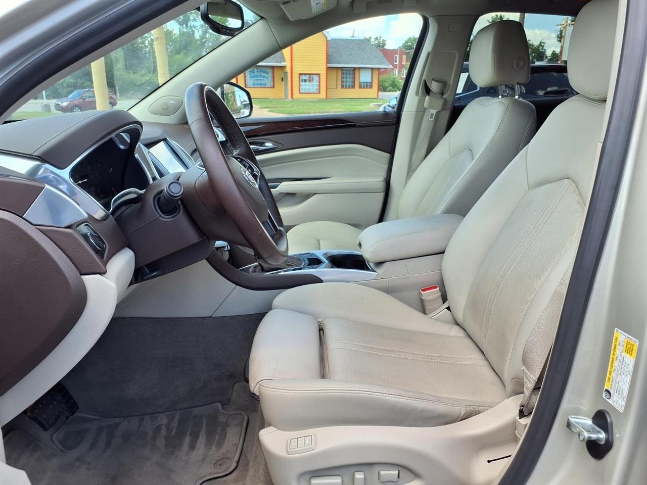 Cadillac SRX Luxury Collection 2013